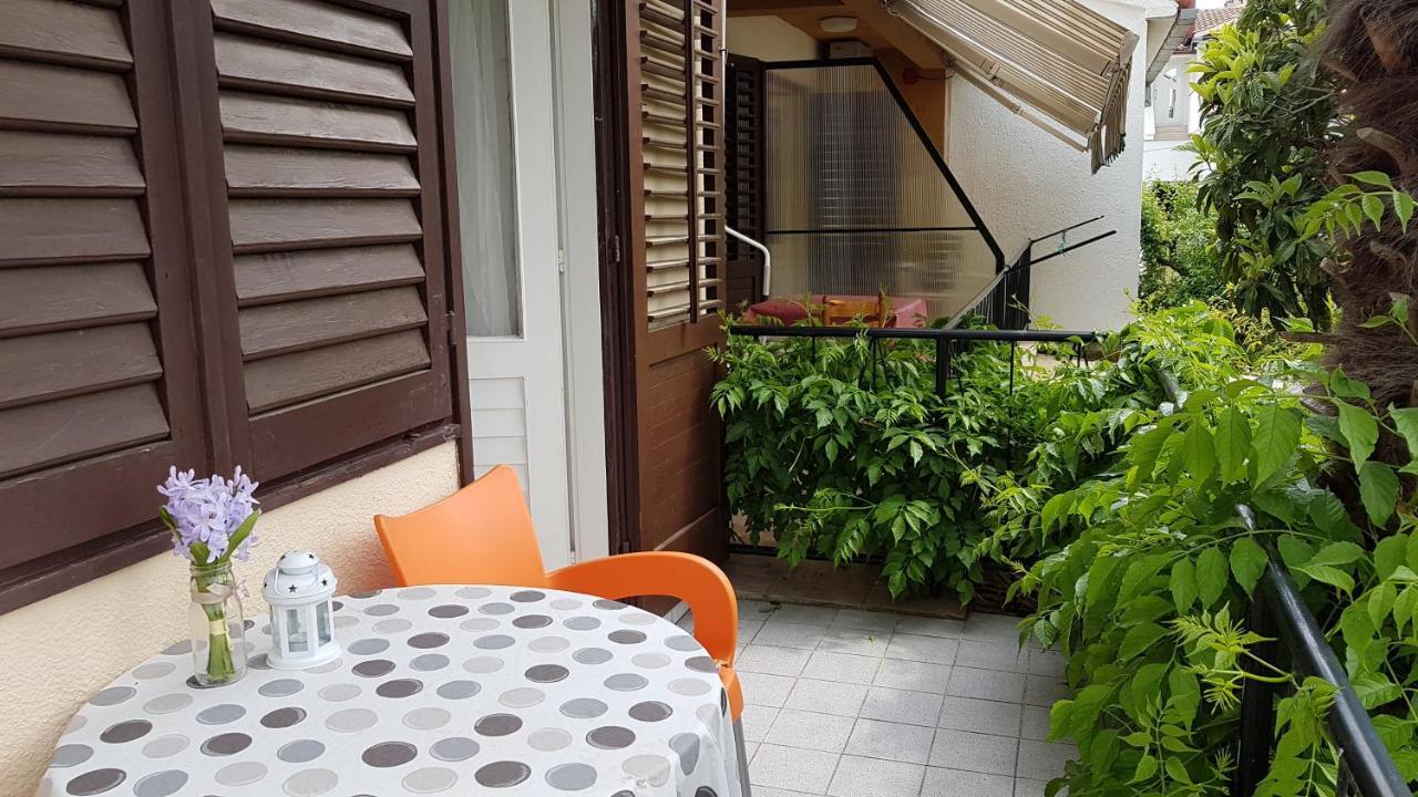 Accomodation Mirjana Rooms Poreč Exterior foto