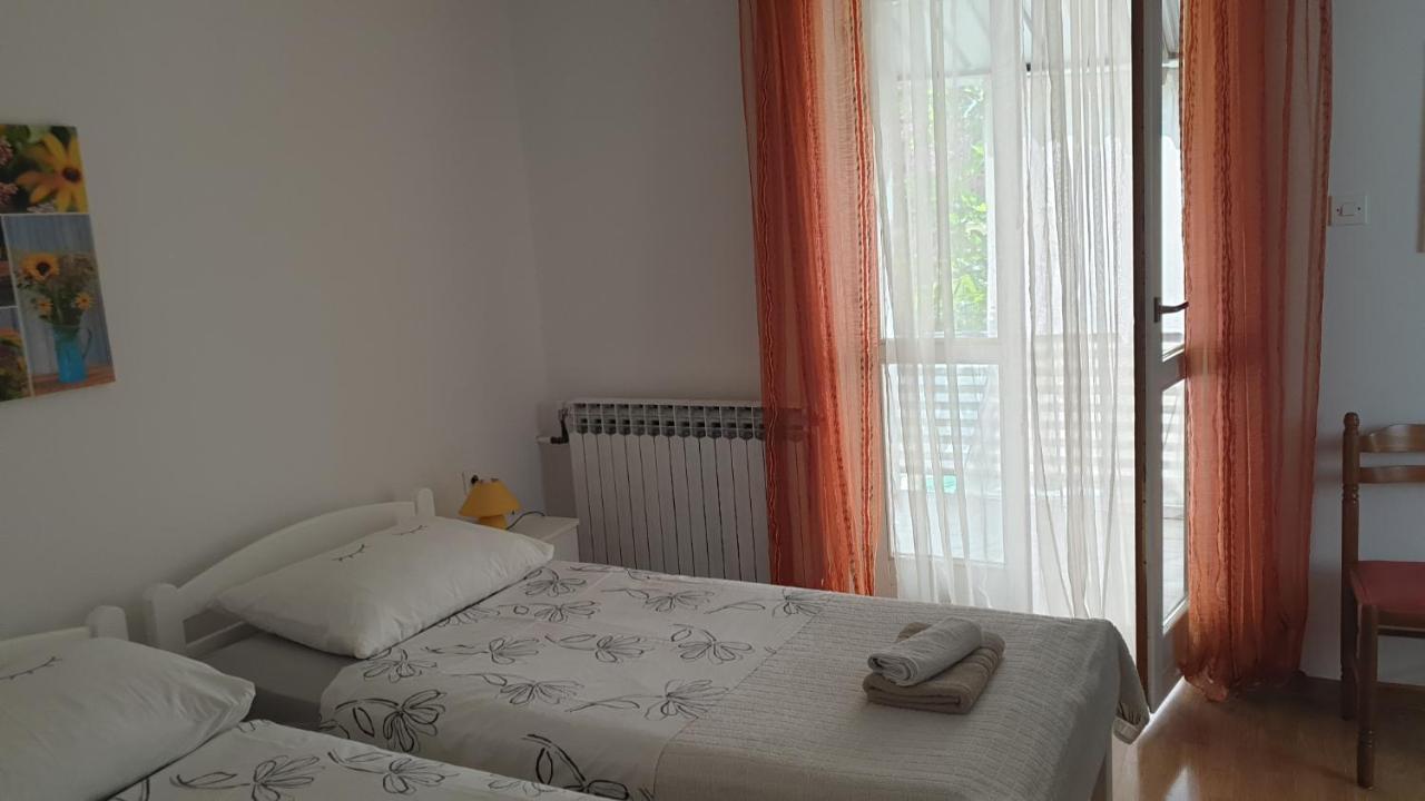 Accomodation Mirjana Rooms Poreč Exterior foto