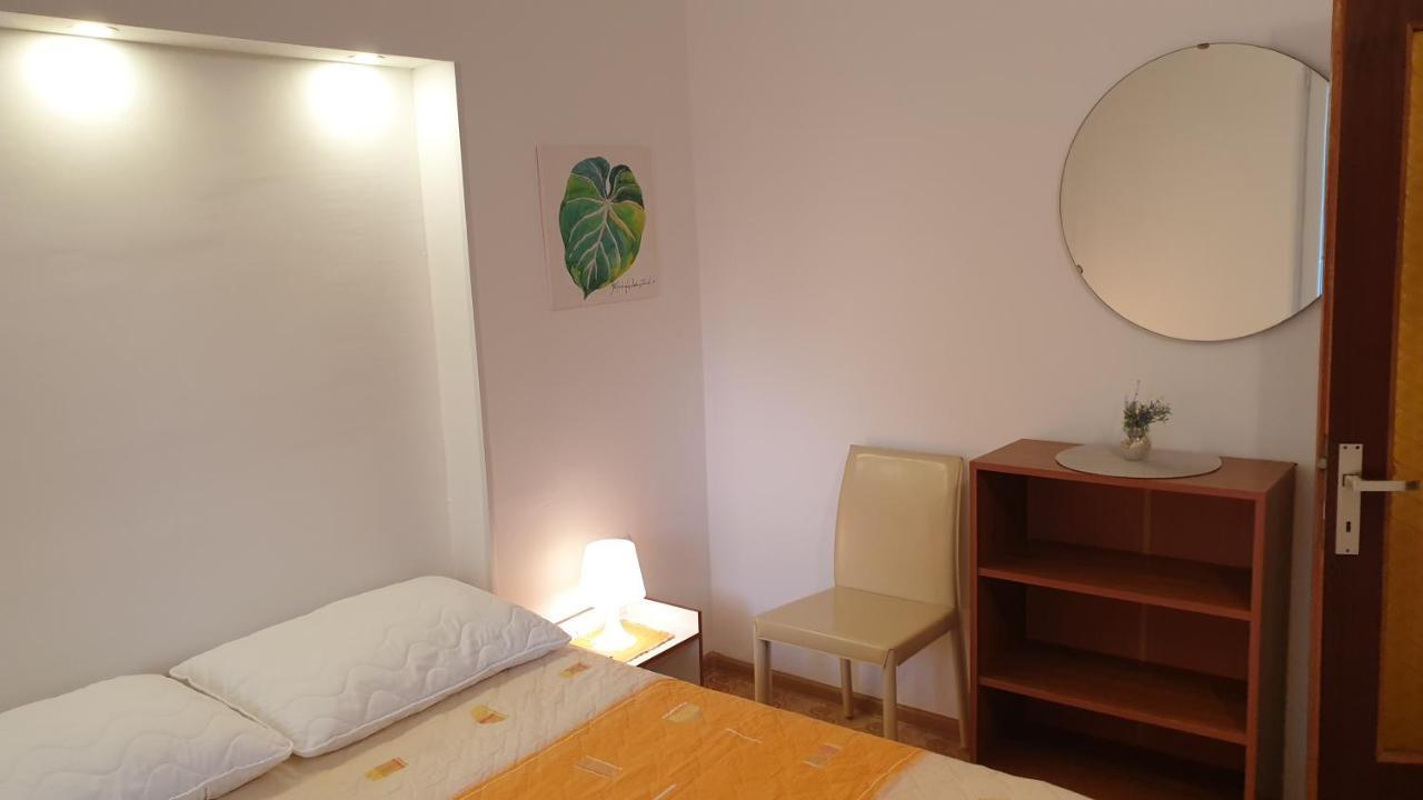 Accomodation Mirjana Rooms Poreč Exterior foto